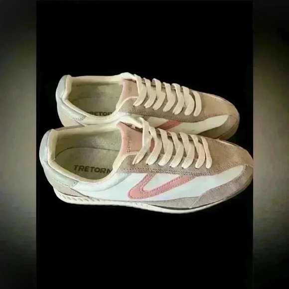 Tretorn Shoes - Picture 2 of 6